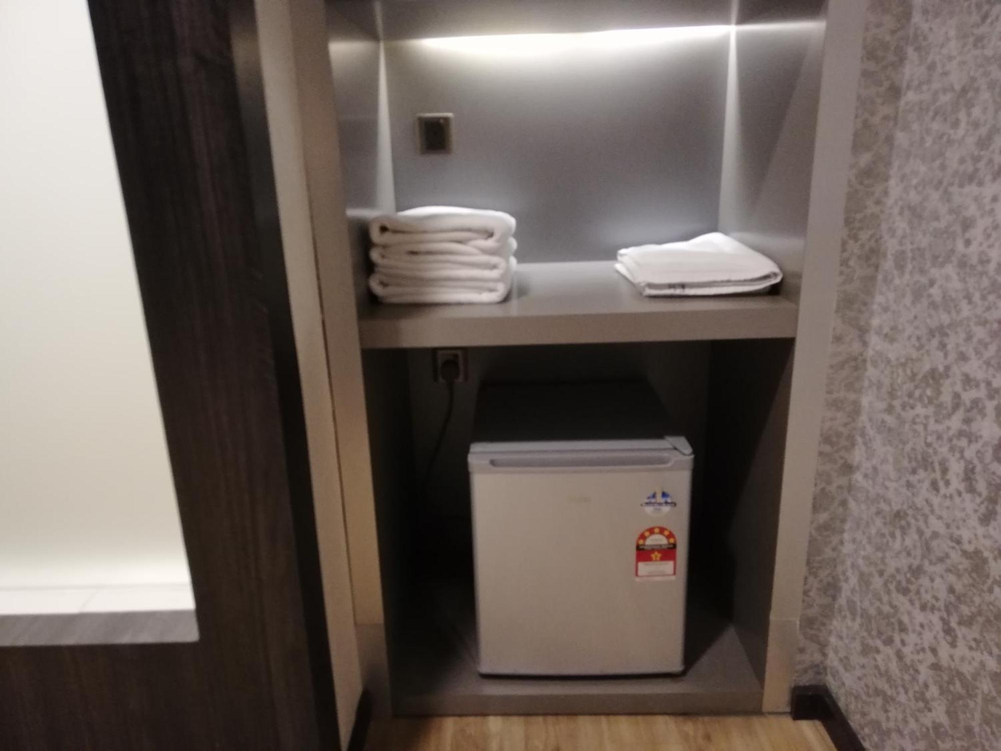Ease Hotel Κότα Κιναμπαλού Εξωτερικό φωτογραφία