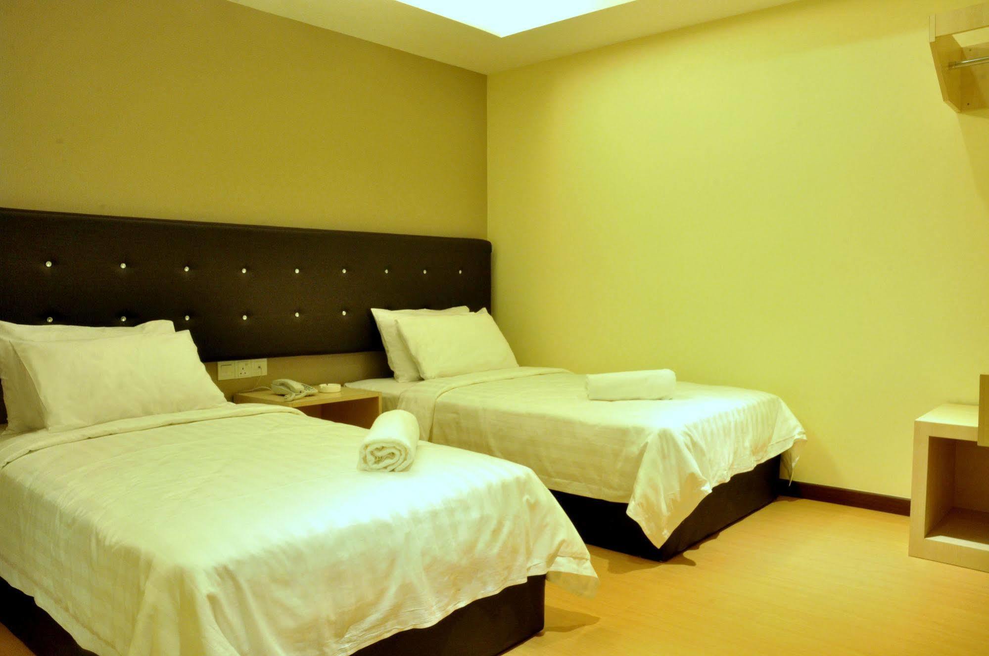 Ease Hotel Κότα Κιναμπαλού Εξωτερικό φωτογραφία