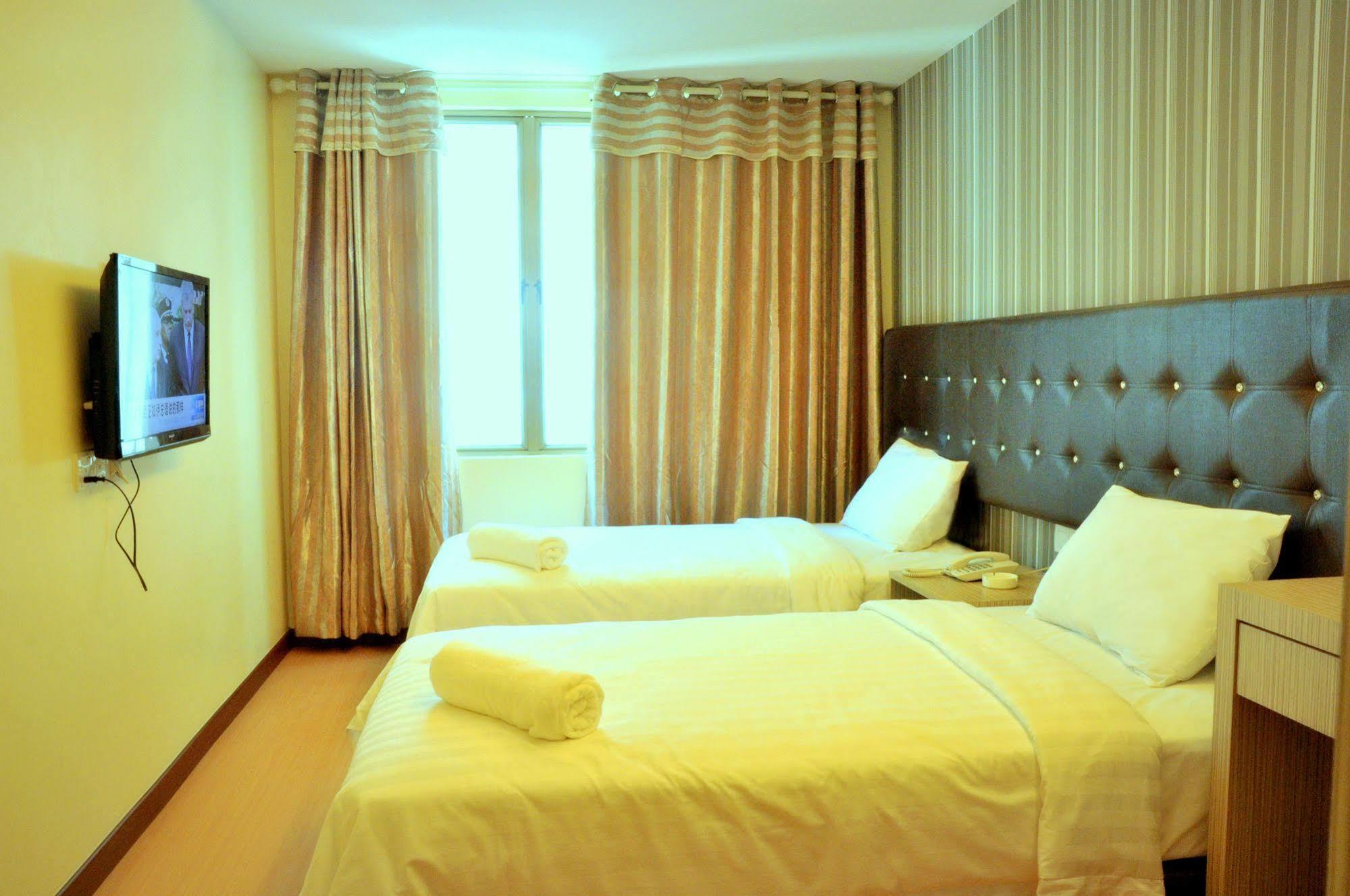 Ease Hotel Κότα Κιναμπαλού Εξωτερικό φωτογραφία