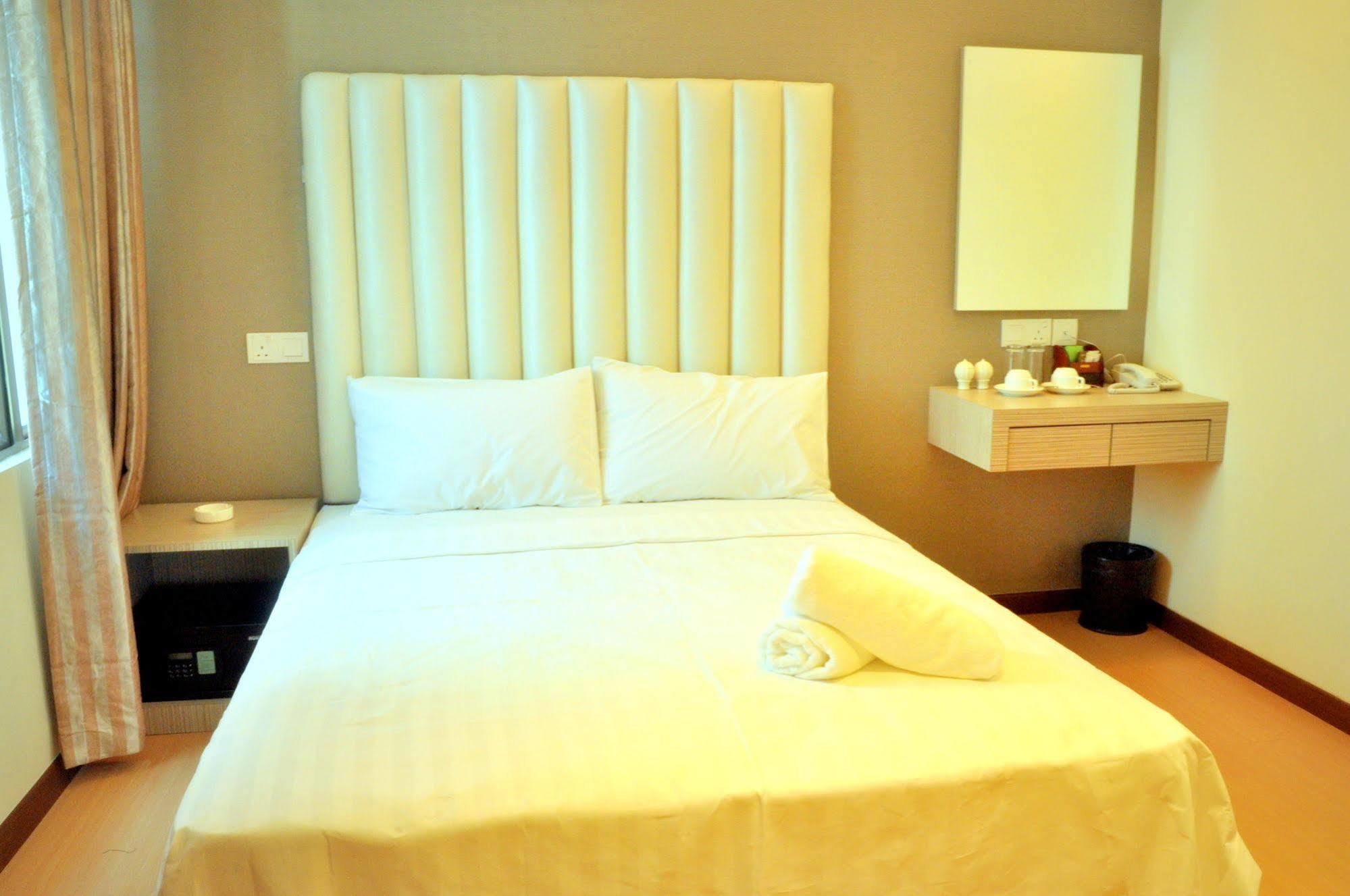 Ease Hotel Κότα Κιναμπαλού Εξωτερικό φωτογραφία