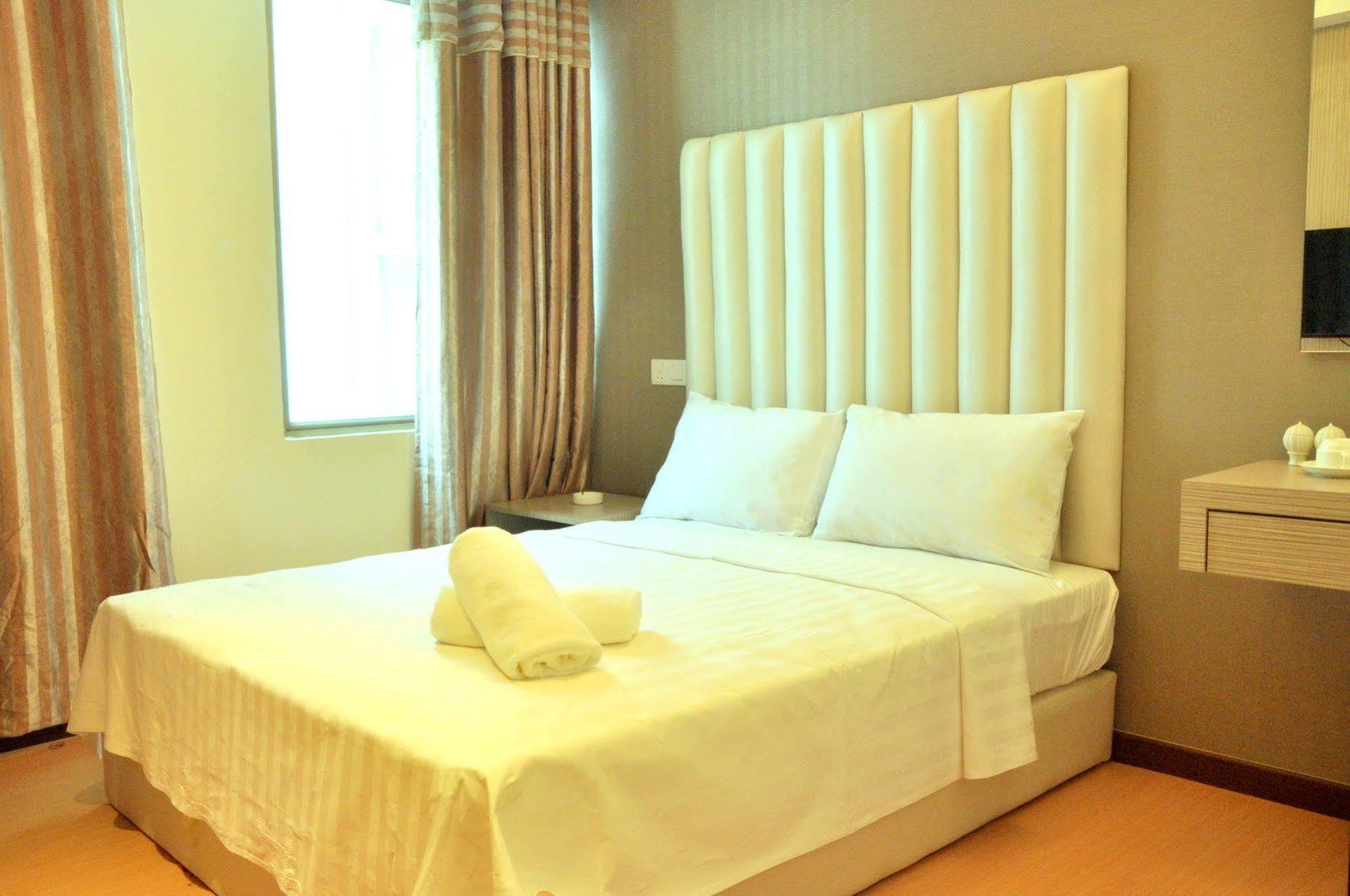 Ease Hotel Κότα Κιναμπαλού Εξωτερικό φωτογραφία