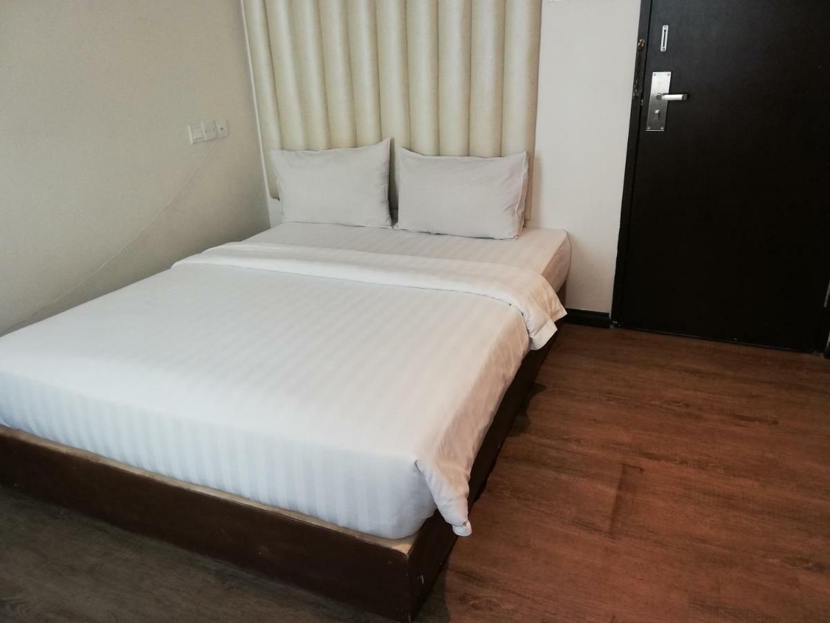 Ease Hotel Κότα Κιναμπαλού Εξωτερικό φωτογραφία